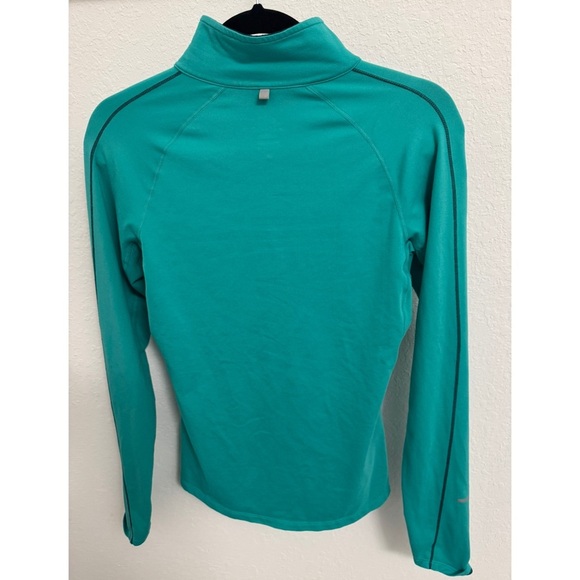 Nike Green Dri-Fit - Picture 3 of 3